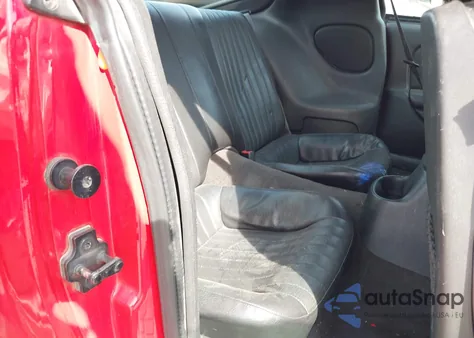 2001 Pontiac Firebird Trans Am z USA, uszkodzony, nr VIN 2G2FV22G812142215